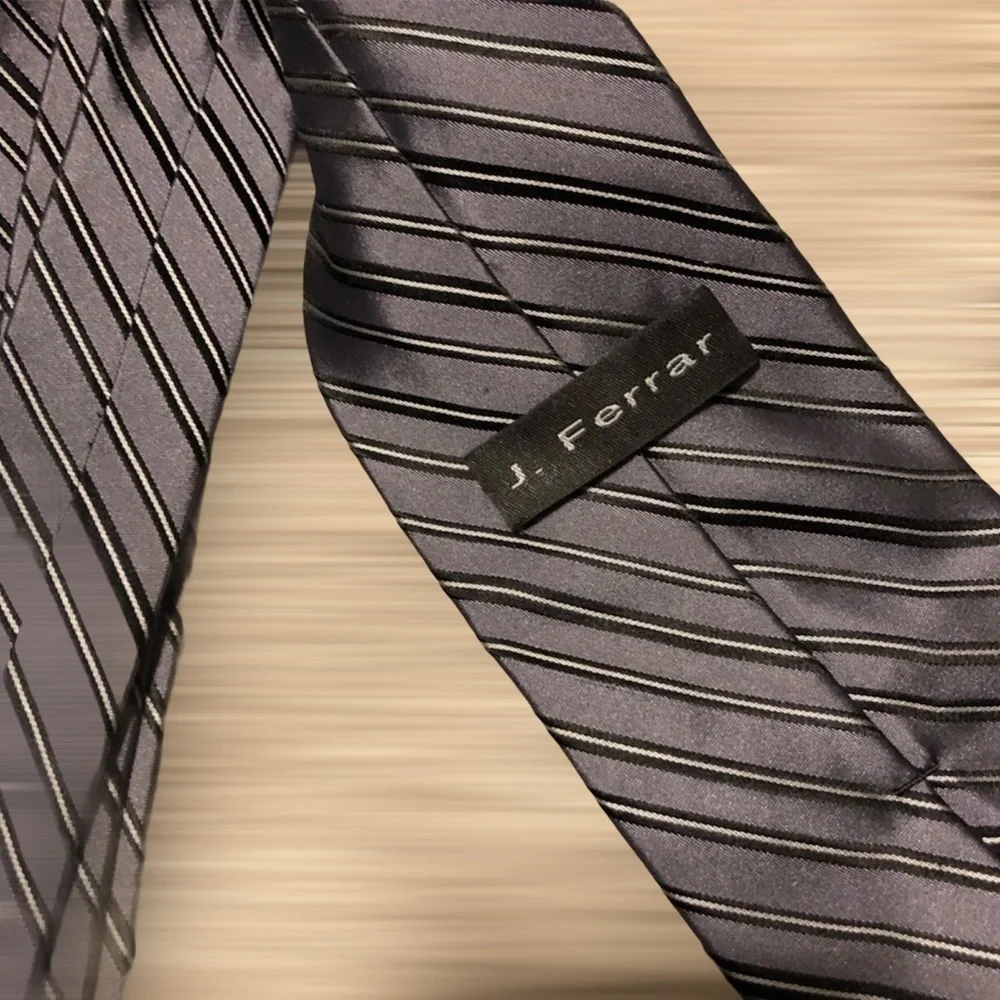 J.Ferrar Black & Grey Silk Striped Tie